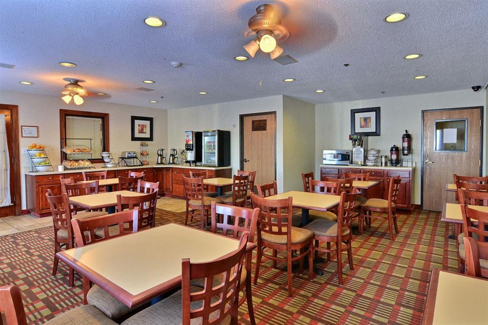 ควอลิตี้ อินน์ อีสต์ ลิเวอร์พูล East Liverpool ภายนอก รูปภาพ